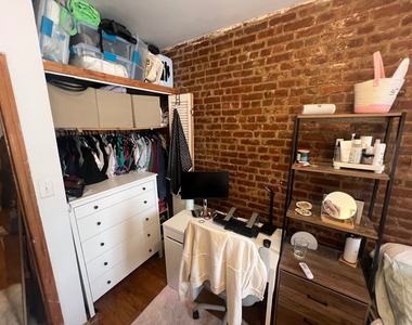 540 East 5th Street - Photo Thumbnail 7