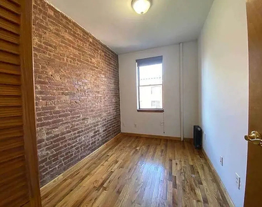 540 East 5th Street - Photo Thumbnail 4