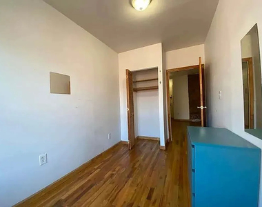 540 East 5th Street - Photo Thumbnail 13