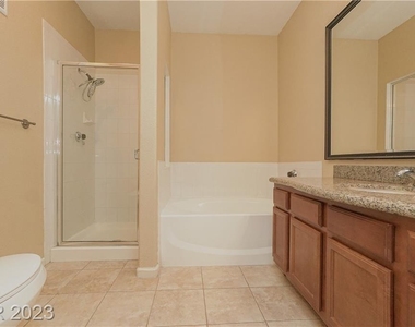 10233 King Henry Avenue - Photo Thumbnail 8