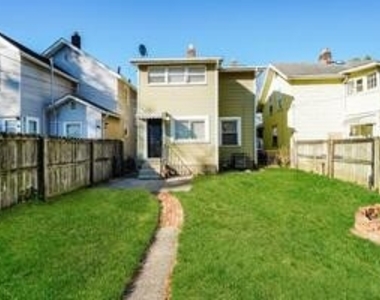 346 S Richardson Avenue - Photo Thumbnail 1