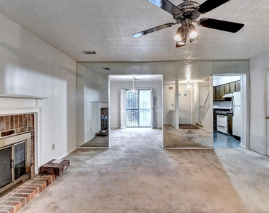 3241 Shadow Walk Lane - Photo Thumbnail 5