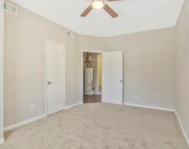 2871 Knollview Drive - Photo Thumbnail 21