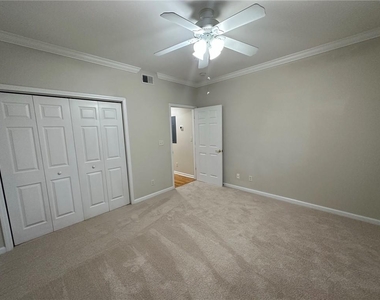 3047 Lenox Road Ne - Photo Thumbnail 20