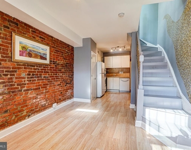 1003 Lamont St Nw - Photo Thumbnail 7