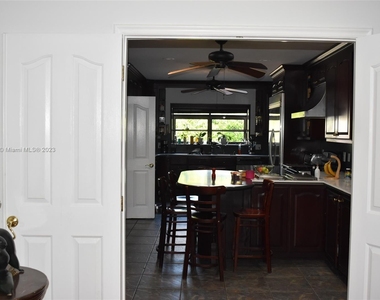 7550 Sw 82nd Ct - Photo Thumbnail 17