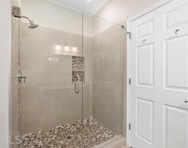 5559 Glenridge Dr  #2408 - Photo Thumbnail 9