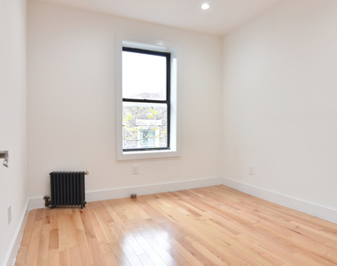 555 West 151st Street - Photo Thumbnail 8