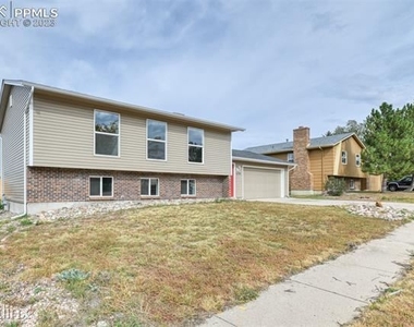 6530 R Ashcroft Drive - Photo Thumbnail 2