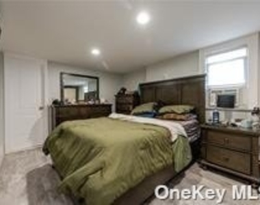 102 Troy Avenue - Photo Thumbnail 6