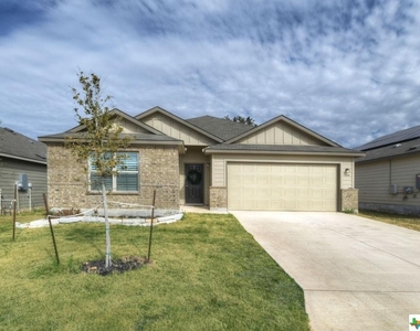 1104 Eagle Crossing - Photo Thumbnail 0