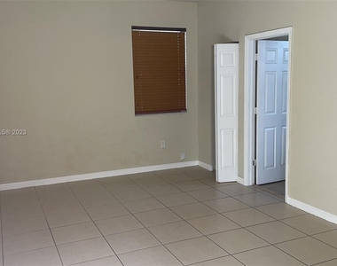 9575 Sw 171st Path - Photo Thumbnail 0