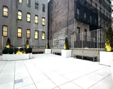 400 East 71st Street - Photo Thumbnail 8