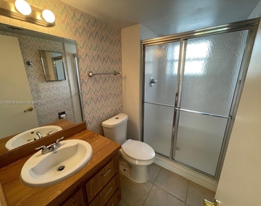 9431 Live Oak Pl - Photo Thumbnail 16