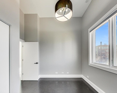 1360 W Hubbard Street - Photo Thumbnail 24