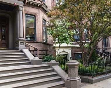 121 Beacon Street - Photo Thumbnail 1