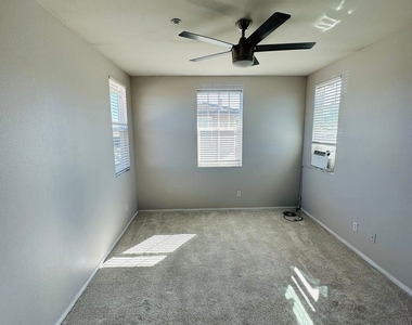 25039 Quince Hill St #2 - Photo Thumbnail 18