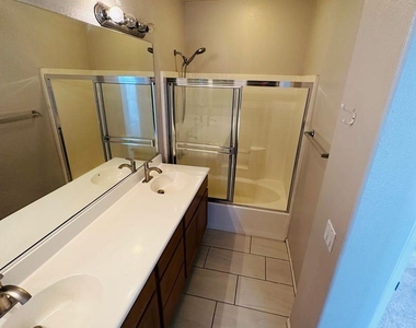 25039 Quince Hill St #2 - Photo Thumbnail 20