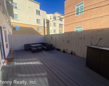 5540 Lindo Paseo Apt #3 - Photo Thumbnail 11