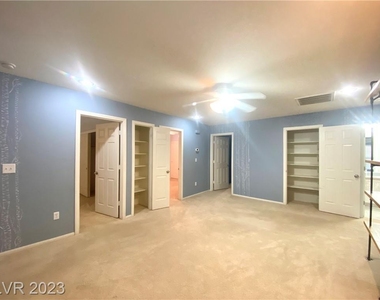 11257 Andreola Court - Photo Thumbnail 10