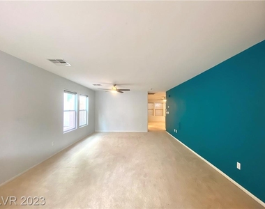 11257 Andreola Court - Photo Thumbnail 6