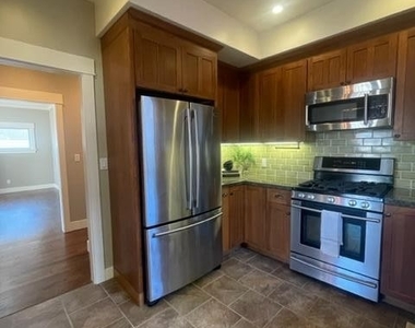 945 Paloma Ave 945 - Photo Thumbnail 10