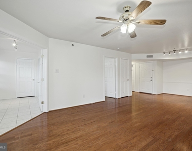 3315 Wyndham Circle - Photo Thumbnail 27