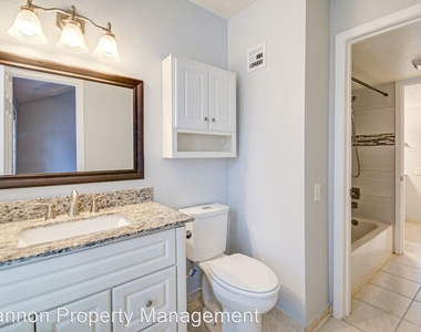 11710 Southlake Drive Unit 6 - Photo Thumbnail 11