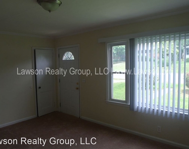 2916 Glenrose Ave Nw - Photo Thumbnail 2