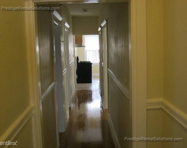 21 Roseclair St - Photo Thumbnail 2