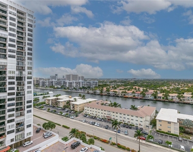 2201 S Ocean Dr - Photo Thumbnail 11