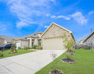 25530 Burnett Ranch Ln - Photo Thumbnail 0