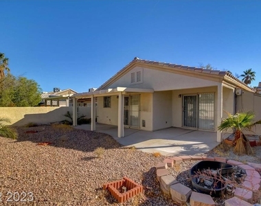 8324 Carmen Boulevard - Photo Thumbnail 23