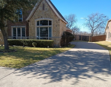 1519 Mcarthur Drive - Photo Thumbnail 6