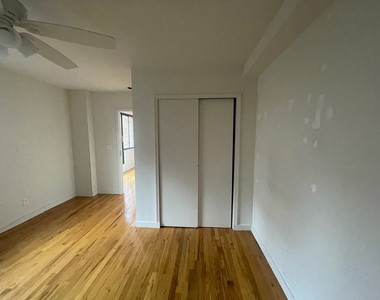 151 Lexington Avenue - Photo Thumbnail 9