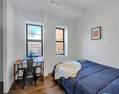 29 Brooklyn Avenue - Photo Thumbnail 10