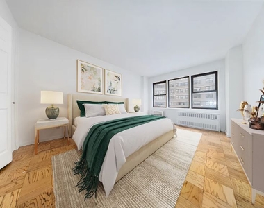 236 East 36th Street - Photo Thumbnail 2