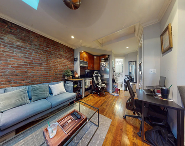 234 West 14th Street - Photo Thumbnail 2