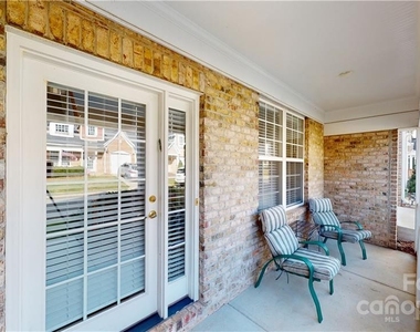 4442 Coventry Row Court - Photo Thumbnail 2