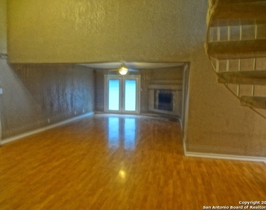 5454 Vista Trail - Photo Thumbnail 28