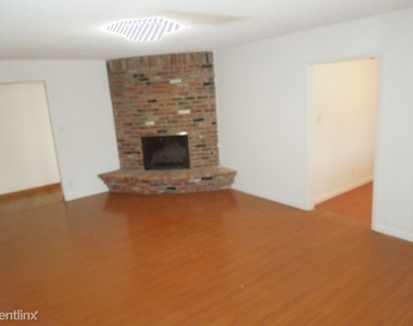 1230 Gilcrest Ave - Photo Thumbnail 15