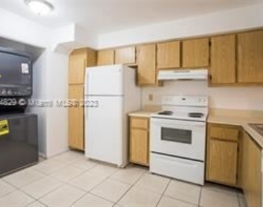 2257 Sw 80th Ter - Photo Thumbnail 0