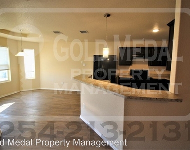 2211 Sea Eagle Dr - Photo Thumbnail 6