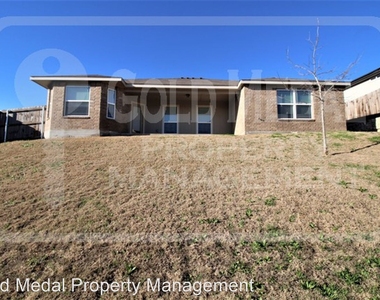 2211 Sea Eagle Dr - Photo Thumbnail 38