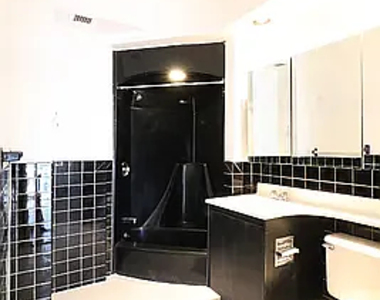 343 West 51st Street - Photo Thumbnail 7