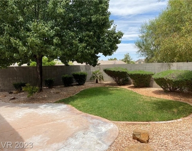 3260 Fossil Springs Street - Photo Thumbnail 21