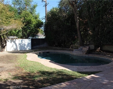 21342 Lopez Street - Photo Thumbnail 22