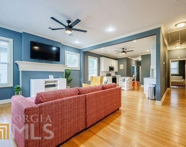 435 Dargan Place Sw - Photo Thumbnail 10