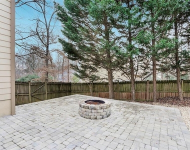 3624 Parkmont Court - Photo Thumbnail 28