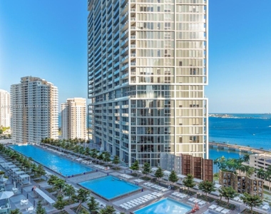 495 Brickell Ave - Photo Thumbnail 21